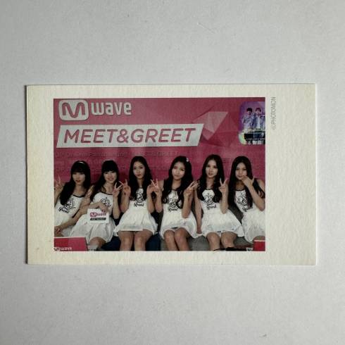 GFRIEND
'FLOWER BUD' MWAVE MEET & GREET POLAROID PHOTOCARD