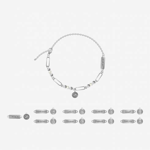 [PRE-ORDER] STRAY KIDS
THE 4TH ALBUM 'KARMA' POP UP STORE MD - SKZOO CEREMONY NECKLACE