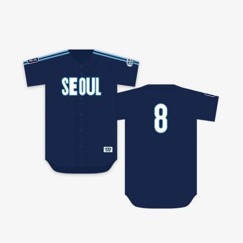 [PRE-ORDER] STRAY KIDS
'EVERYWHERE ALL AROUND THE WORLD' IN SEOUL OFFICIAL MD - BASEBALL JERSEY SEOUL VERSION