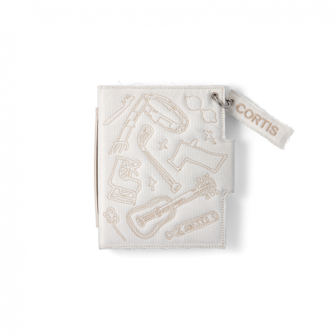 [PRE-ORDER] CORTIS
'PUT YOUR PHONE DOWN' TOUR MERCHANDISE - FABRIC PHOTO BINDER