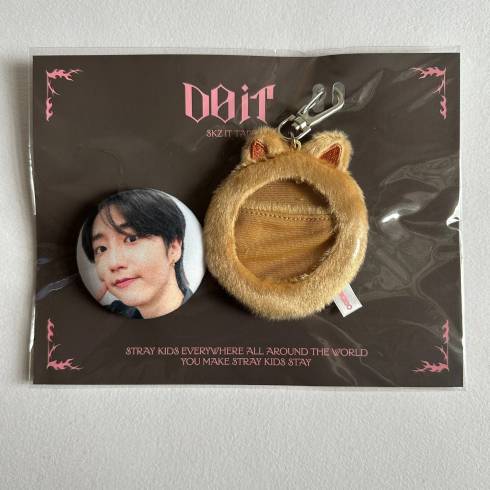 STRAY KIDS - 
'DO IT'  POP UP STORE MD SOFT FACE BADGE & SKZOO COVER SET (HAN VERSION)