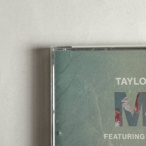 Signed Merchandise