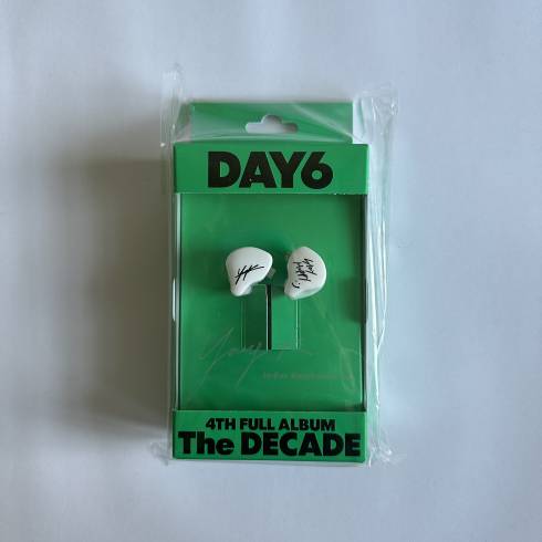 DAY6
THE 4TH FULL ALBUM 'THE DECADE' - IN-EAR EARPHONES VERSION (YOUNG K)