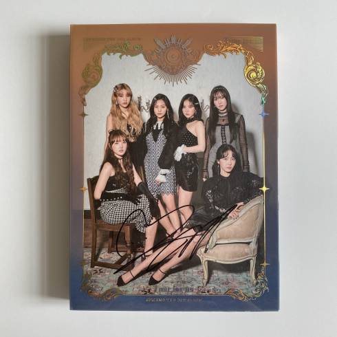 GFRIEND YERIN SIGNED
2ND ALBUM 'TIME FOR US' - MIDNIGHT VERSION (V2)