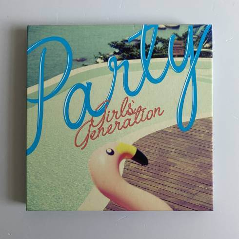 SNSD SIGNED
SINGLE ALBUM 'PARTY'