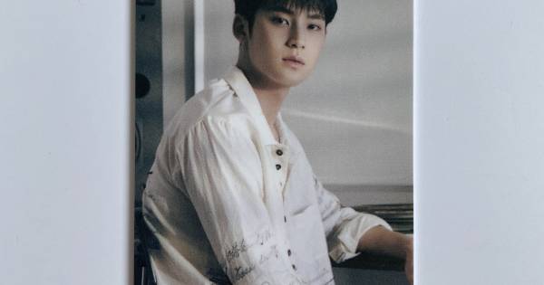 SEVENTEEN 'ATTACCA' HYBE INSIGHT MUSEUM VISITOR EXCLUSIVE LUCKY