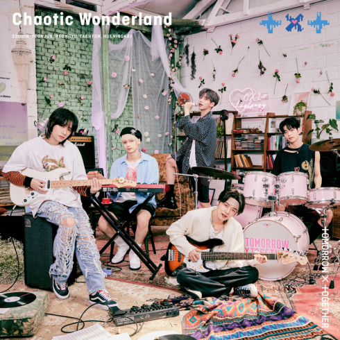 TXT
1ST JAPAN EP 'CHAOTIC WONDERLAND' - LIMITED EDITION B