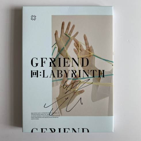 GFRIEND YUJU SIGNED
8TH MINI ALBUM 'LABYRINTH' - TWISTED VERSION