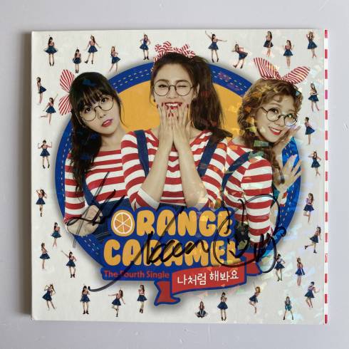 ORANGE CARAMEL SIGNED
4TH SINGLE ALBUM 'MY COPYCAT / 오렌지 캬라멜'